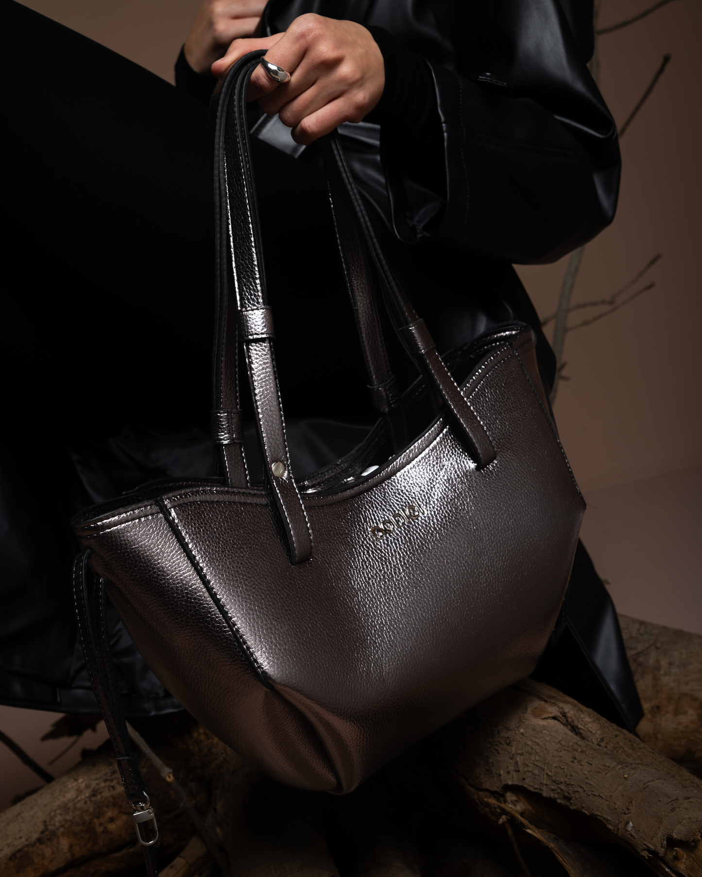 Azai Dark Metallic Silver