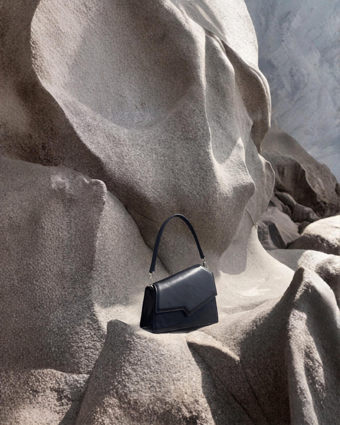 Dolce Mini Black
