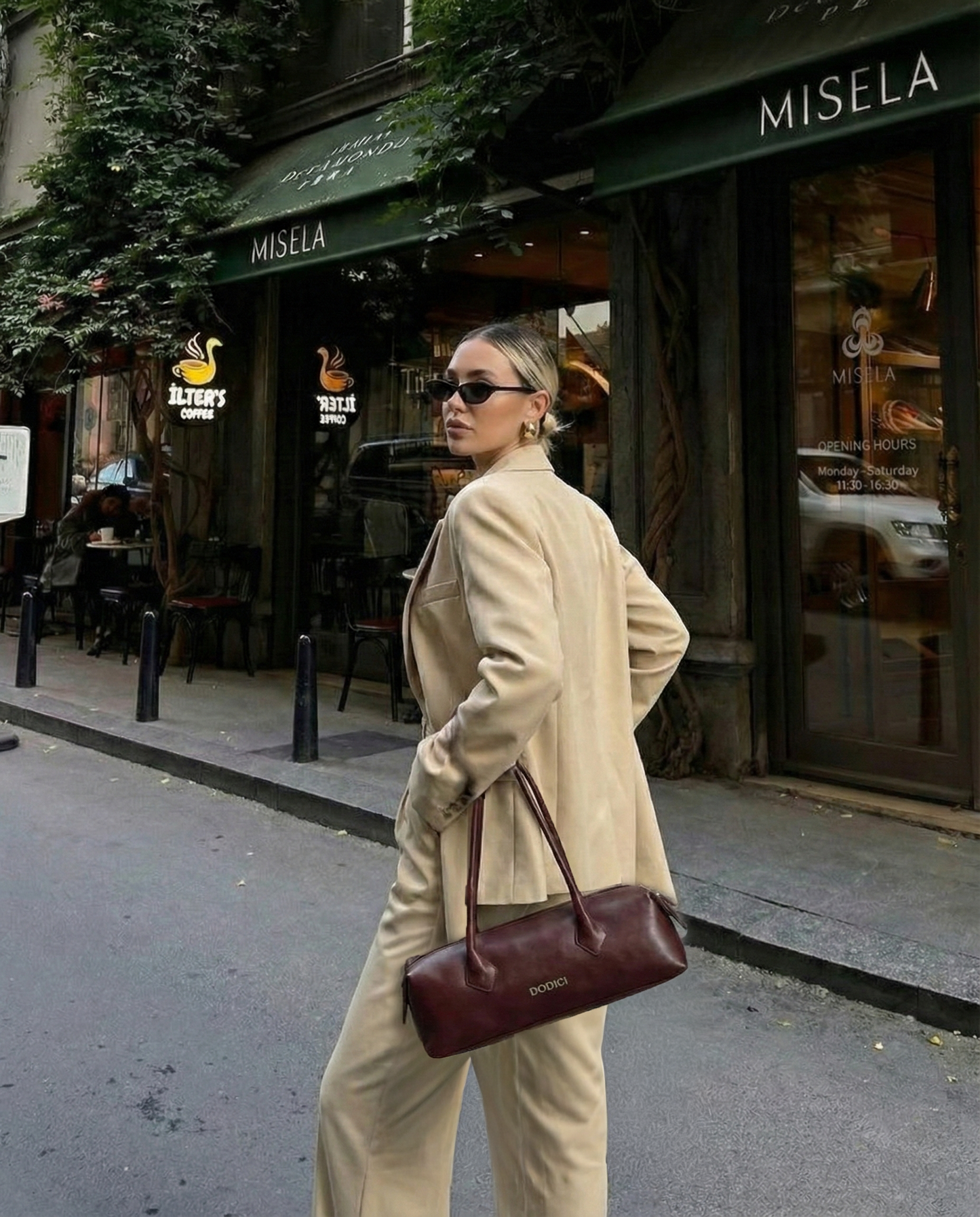 Aria Brown Shoulder bag